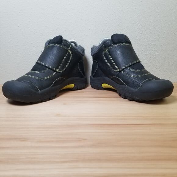 Keen Big Kids Size 4 Winter Snow Booties Black Leather Wide Strap Slip On - Picture 4 of 11